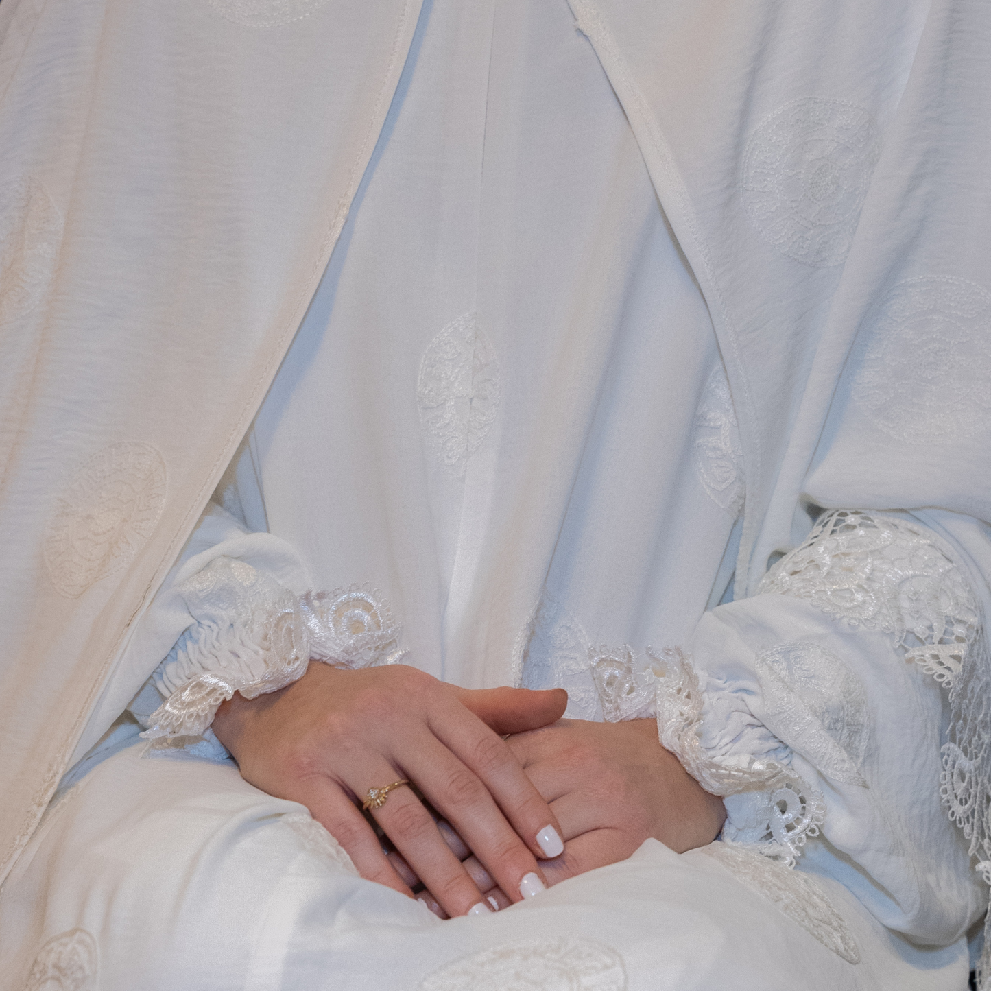 Circle Design Abaya